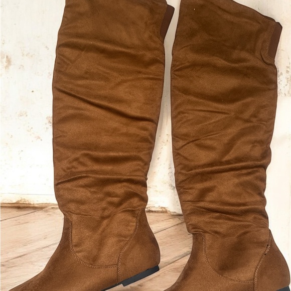 Brown Suede Women's Knee-High Boots - Picture 2 of 3